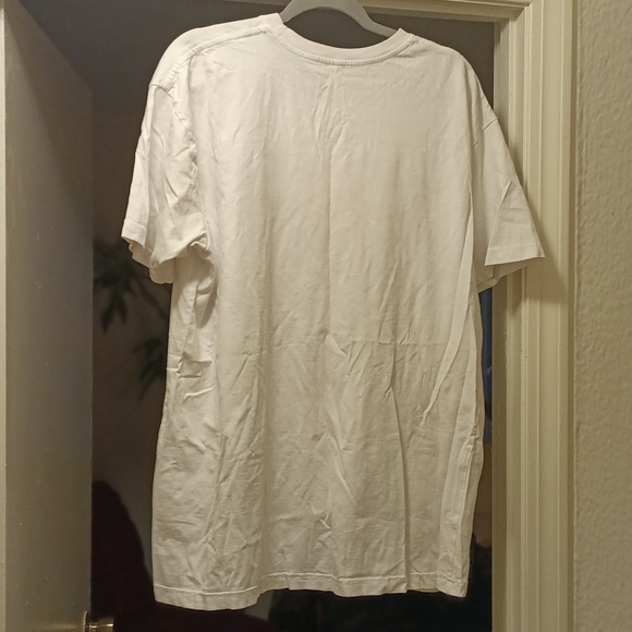 Graphic Tee - Picture 4 of 4